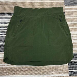 Athleta Women's Skort Elastic Waist Athleisure Green Mini Skirt Size 0